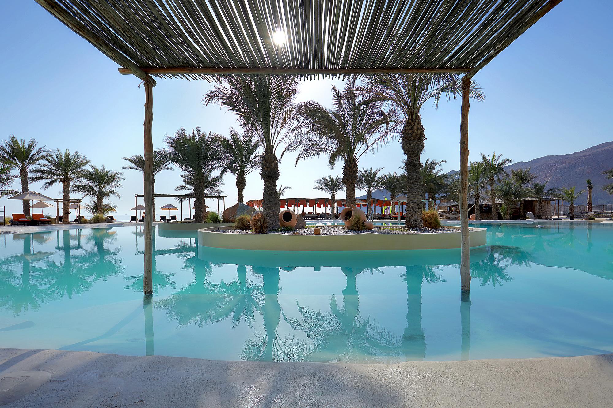 Six-Senses-Zighy-Bay-03